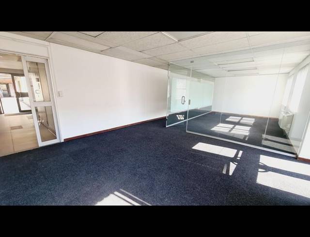 BUSINESS PROPERTY TO RENT IN MENLYN